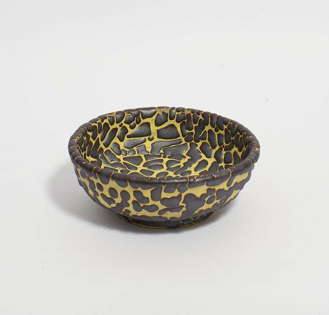 Hikidashiguro bowl yellow